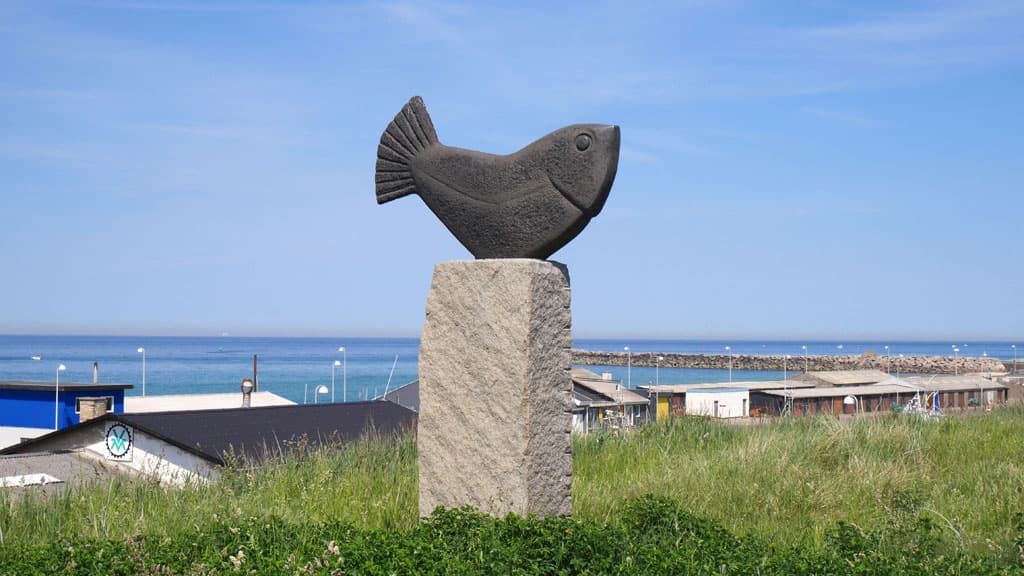 "Glad Fisk" Skulpture