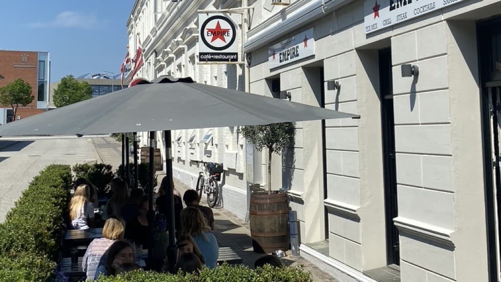 Restaurant EMPIRE