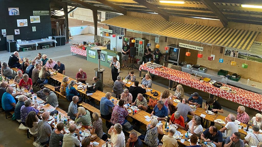 Food in the barn at Tinnetgaard